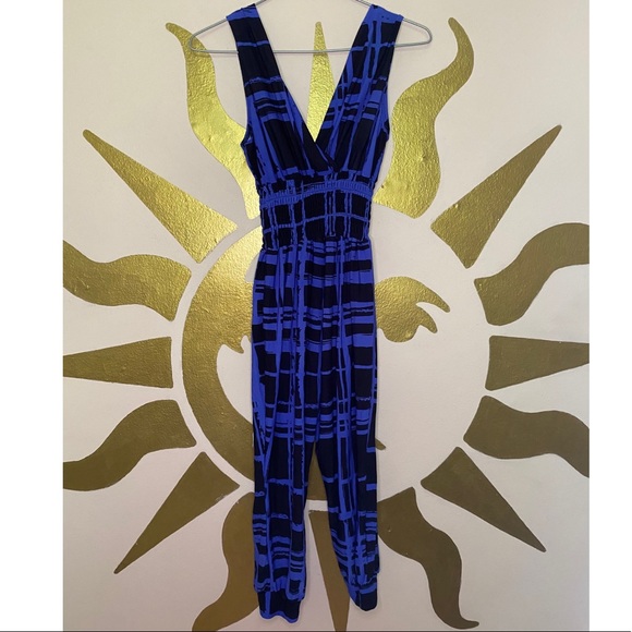 One-of-a-kind comfy jumpsuit - Picture 2 of 2